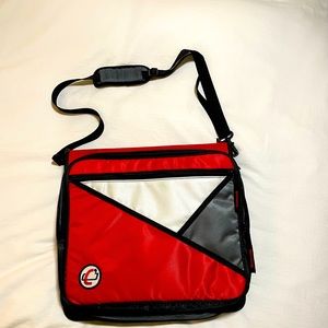 Binder and laptop holder with crossbody/shoulder strap